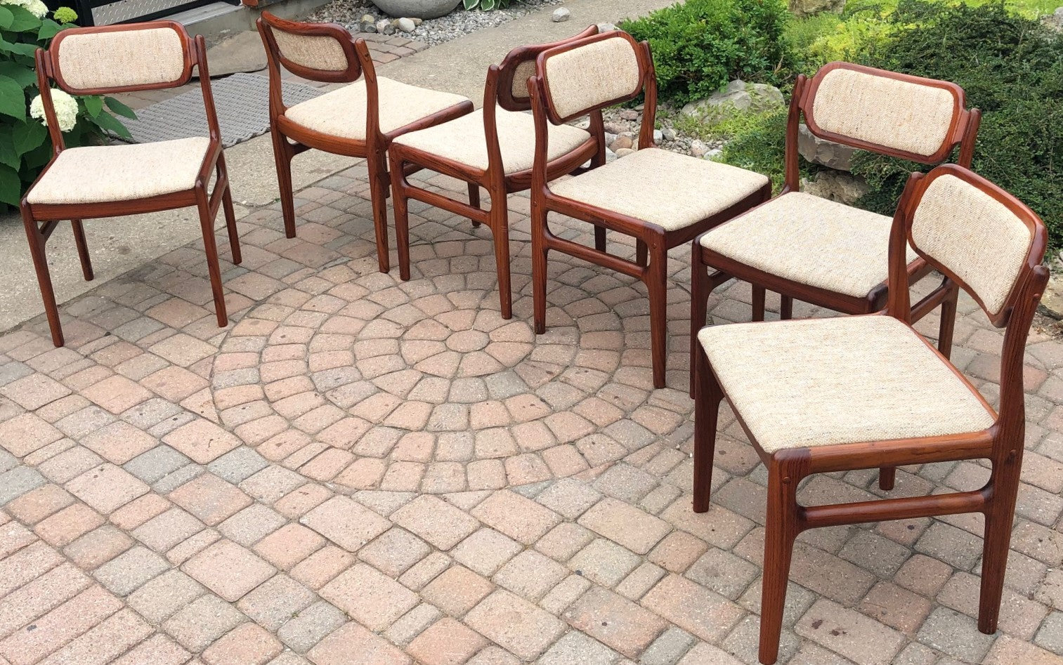 6 Danish MCM Rosewood Chairs by Johannes Andersen PERFECT, each $499 - Mid Century Modern Toronto
