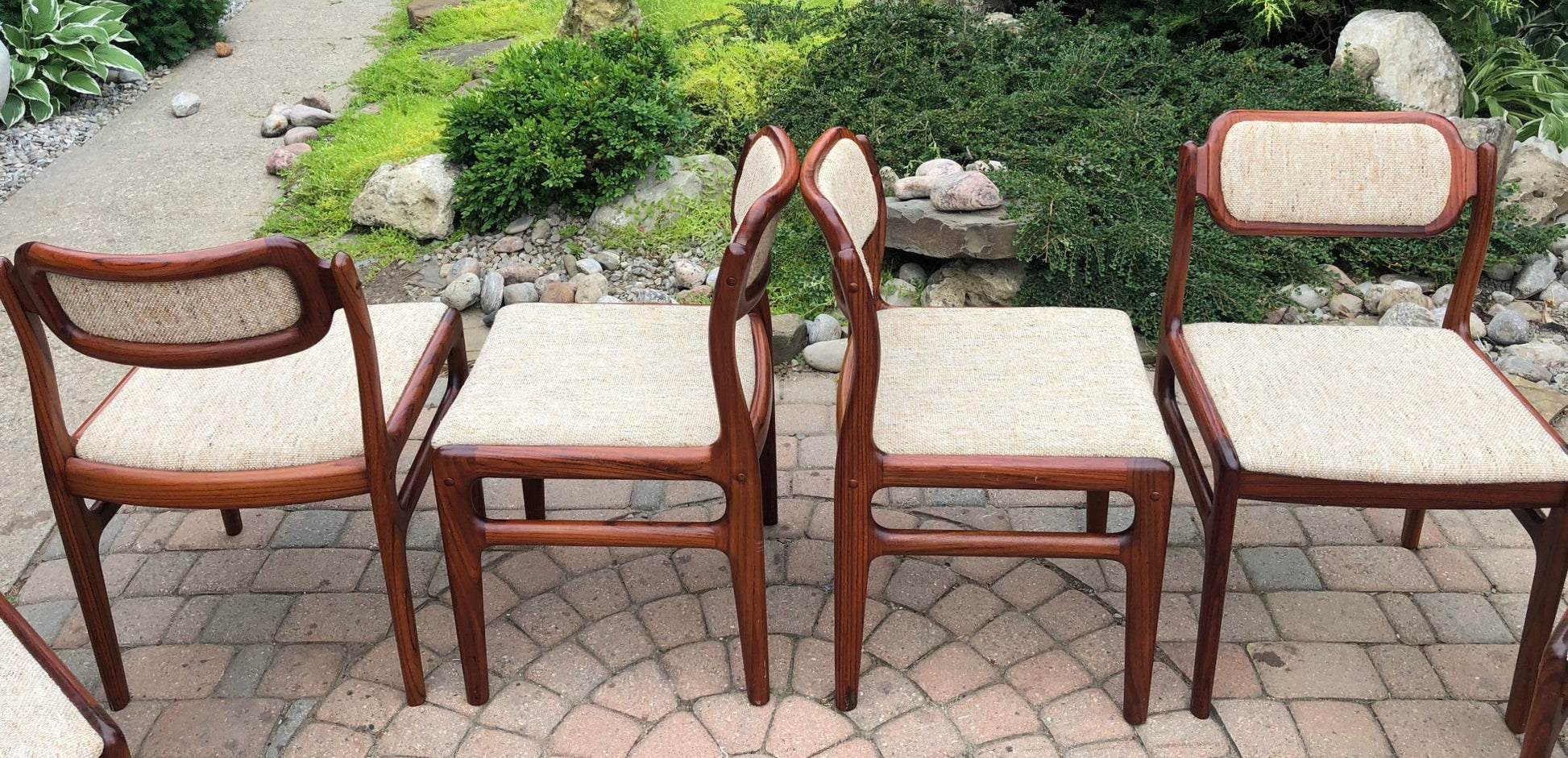 6 Danish MCM Rosewood Chairs by Johannes Andersen PERFECT, each $499 - Mid Century Modern Toronto