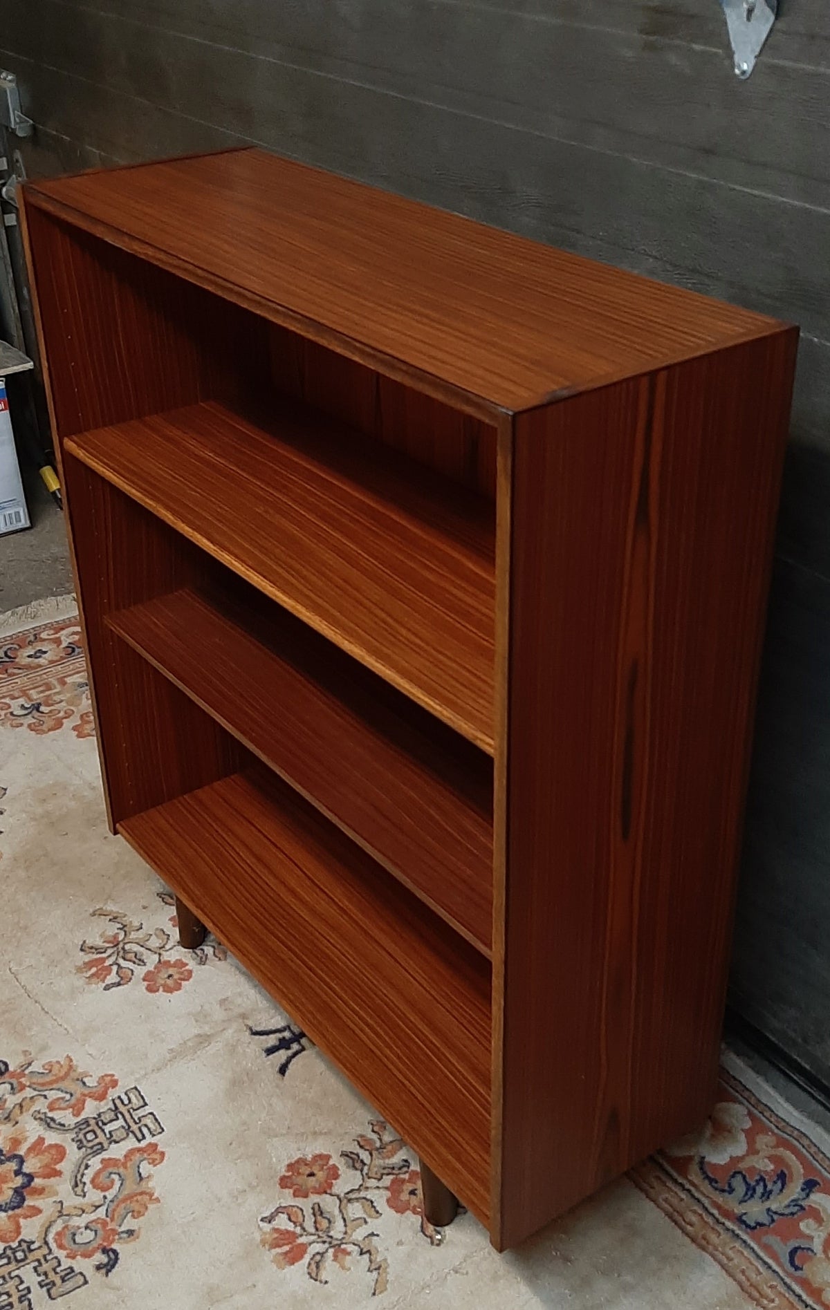 RESTORED Danish MCM Rosewood Bookcase Display 34