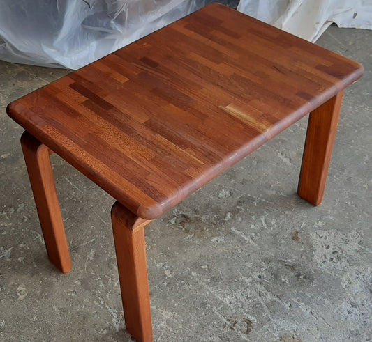 REFINISHED Danish MCM SOLID Teak side or small coffee table, floating look,  PERFECT - Mid Century Modern Toronto