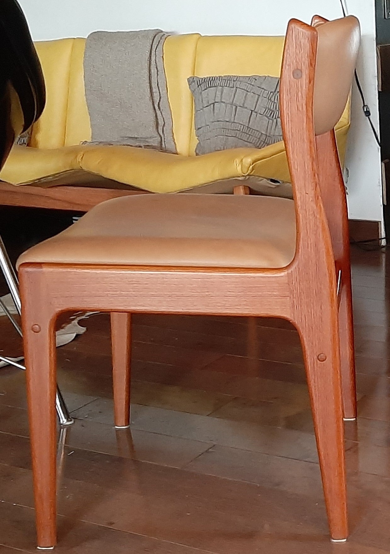 6 Danish MCM Teak Chairs  RESTORED, perfect, each $229 only - Mid Century Modern Toronto