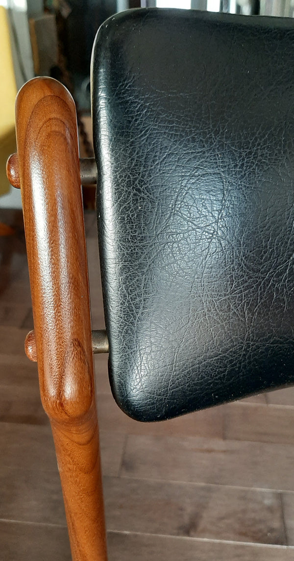 4 Danish MCM Chairs w floating seats by Erik Buch RESTORED, perfect - Mid Century Modern Toronto