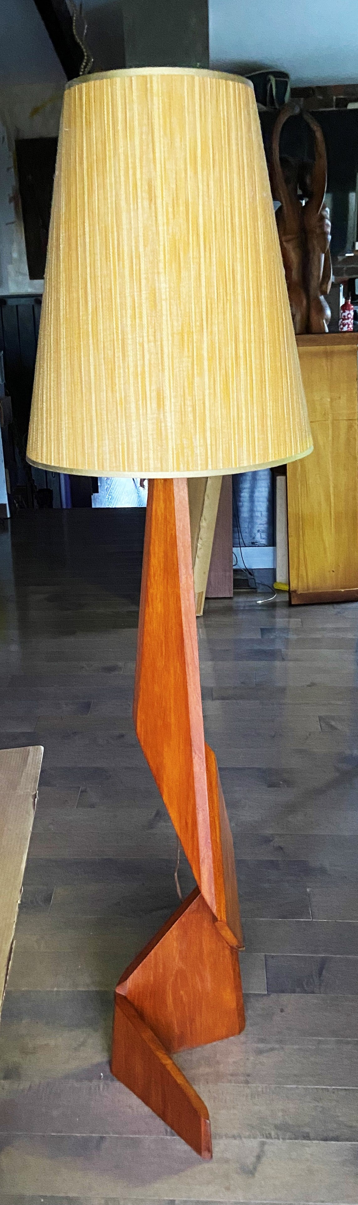 Mid Century Modern Zig Zag Teak Floor Lamp, H 61.5" (including shade)