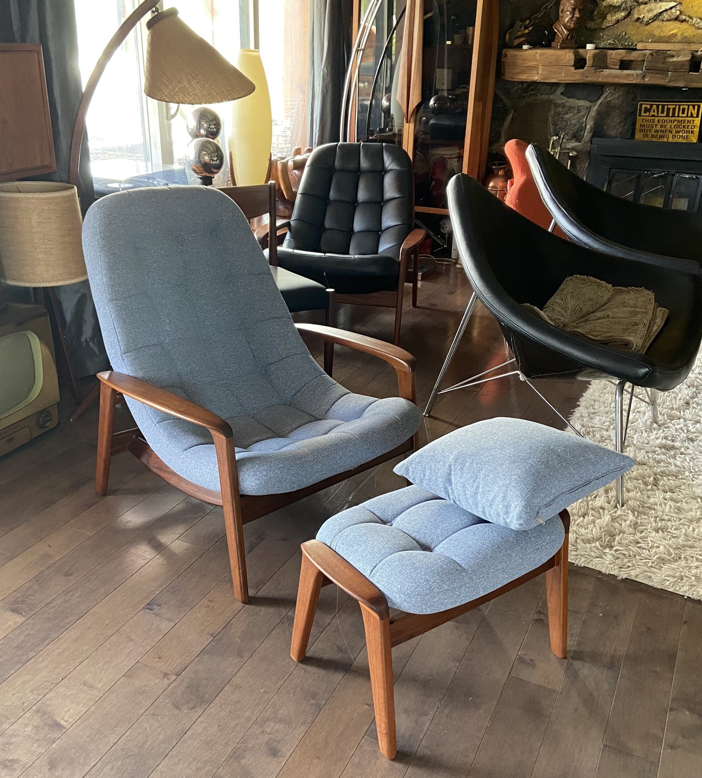 Will be REFINISHED REUPHOLSTERED MCM Teak Scoop Lounge Chair & Ottoman by Huber