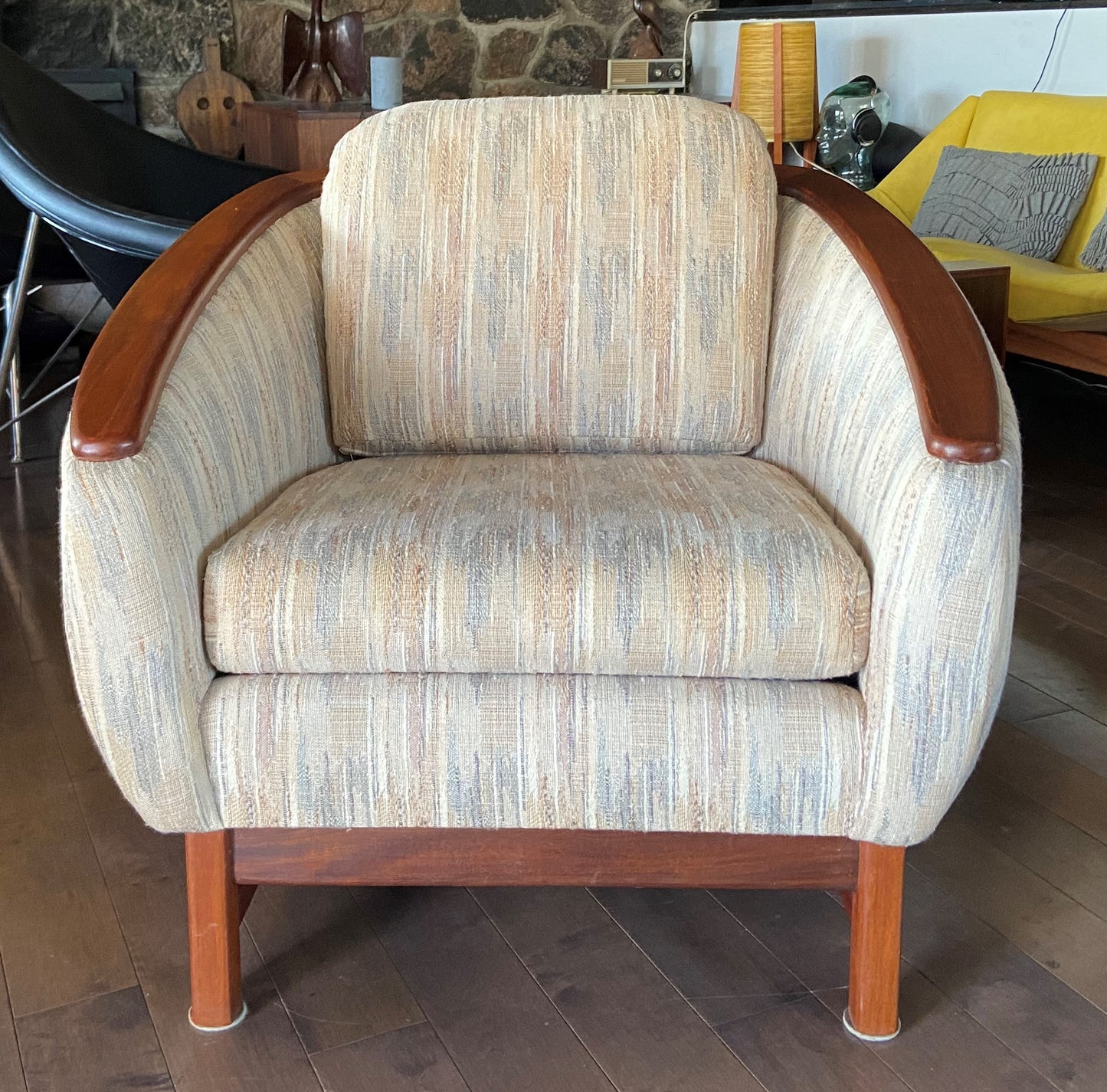 REFINISHED MCM Huber Barrel Back Teak Lounge Armchair, PERFECT