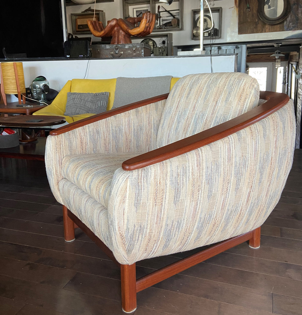REFINISHED MCM Huber Barrel Back Teak Lounge Armchair, PERFECT
