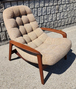 REFINISHED Mid Century Modern Teak Scoop Lounge Chair by R.Huber 9