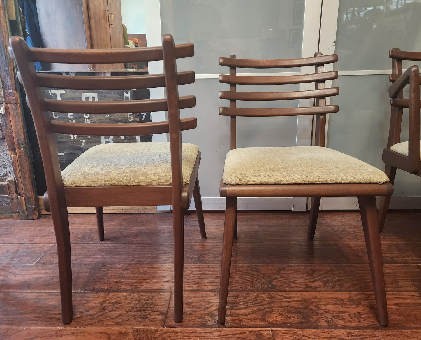 Mid Century Modern Russel Spanner Walnut Chairs (1 armchair 5 side chairs)