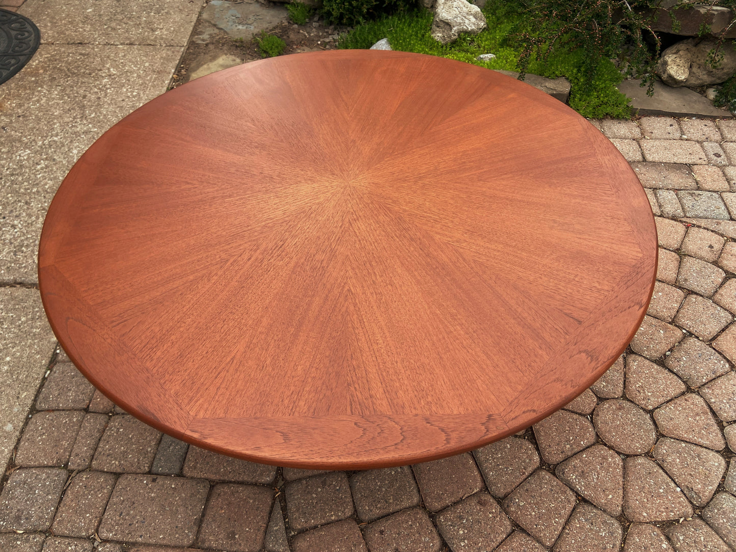 REFINISHED Mid Century Modern Teak Coffee Table Round Sunburst D 39"