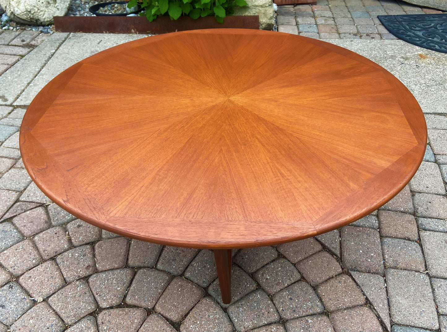 REFINISHED Mid Century Modern Teak Coffee Table Round Sunburst D 39"