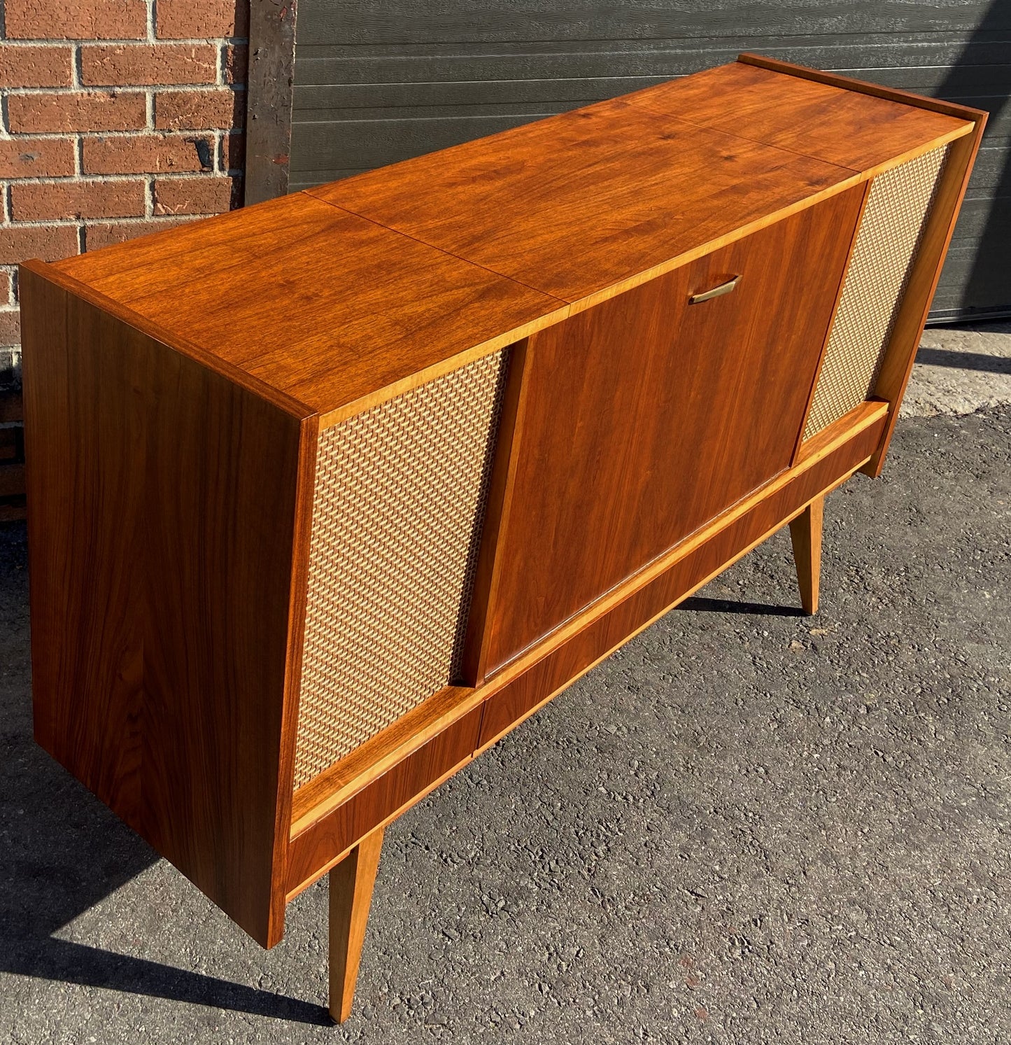 REFINISHED Mid Century Modern Walnut Radio Stereo Record Player Console 56"