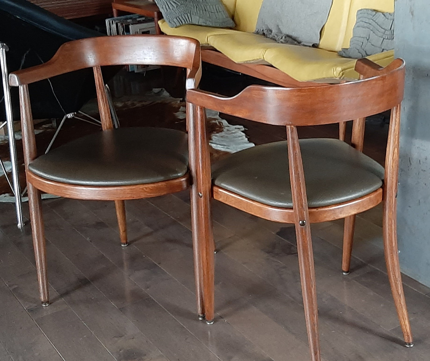 2  REFINISHED solid wood armchairs by Henderson Furniture, PERFECT - Mid Century Modern Toronto