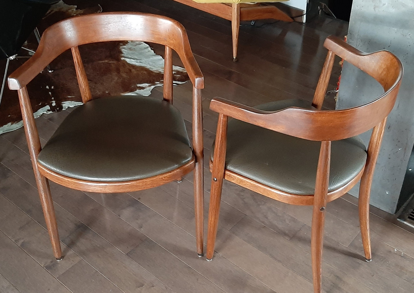 2  REFINISHED solid wood armchairs by Henderson Furniture, PERFECT - Mid Century Modern Toronto