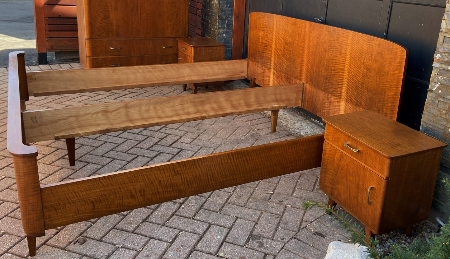 RESTORED Mid Century Modern Platform Bed & 2 nightstands, Mint