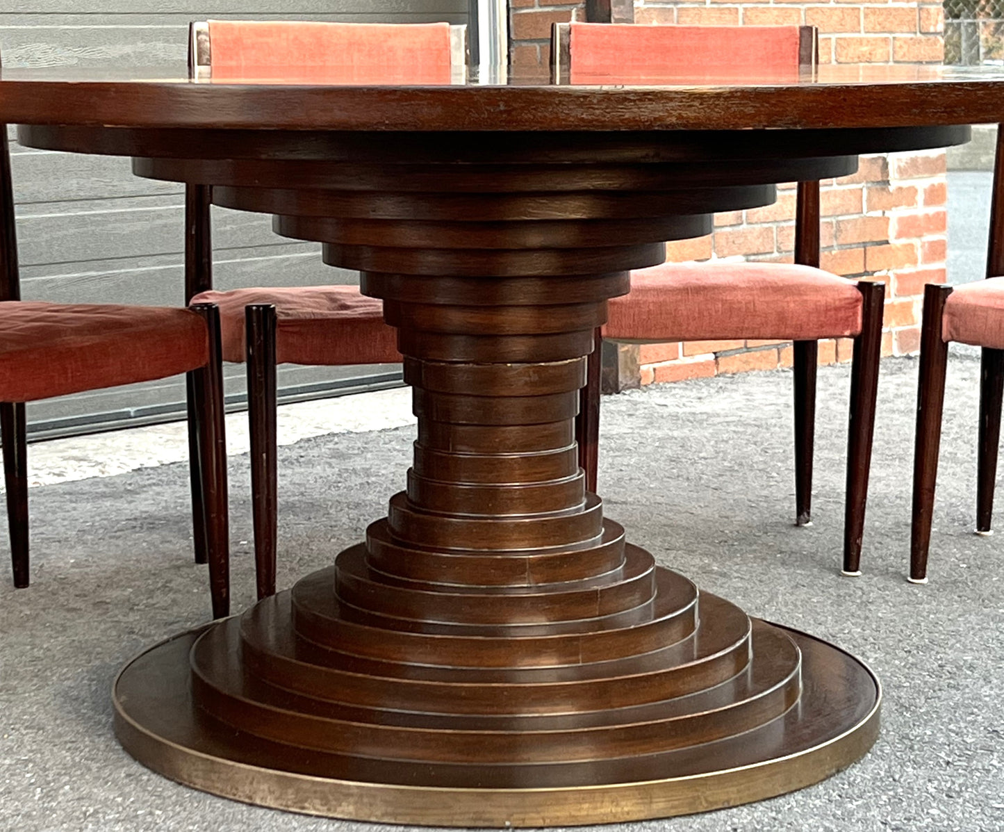 Mid-Century Modern Circular Dining Table D 60" by Carlo De Carli, Italy