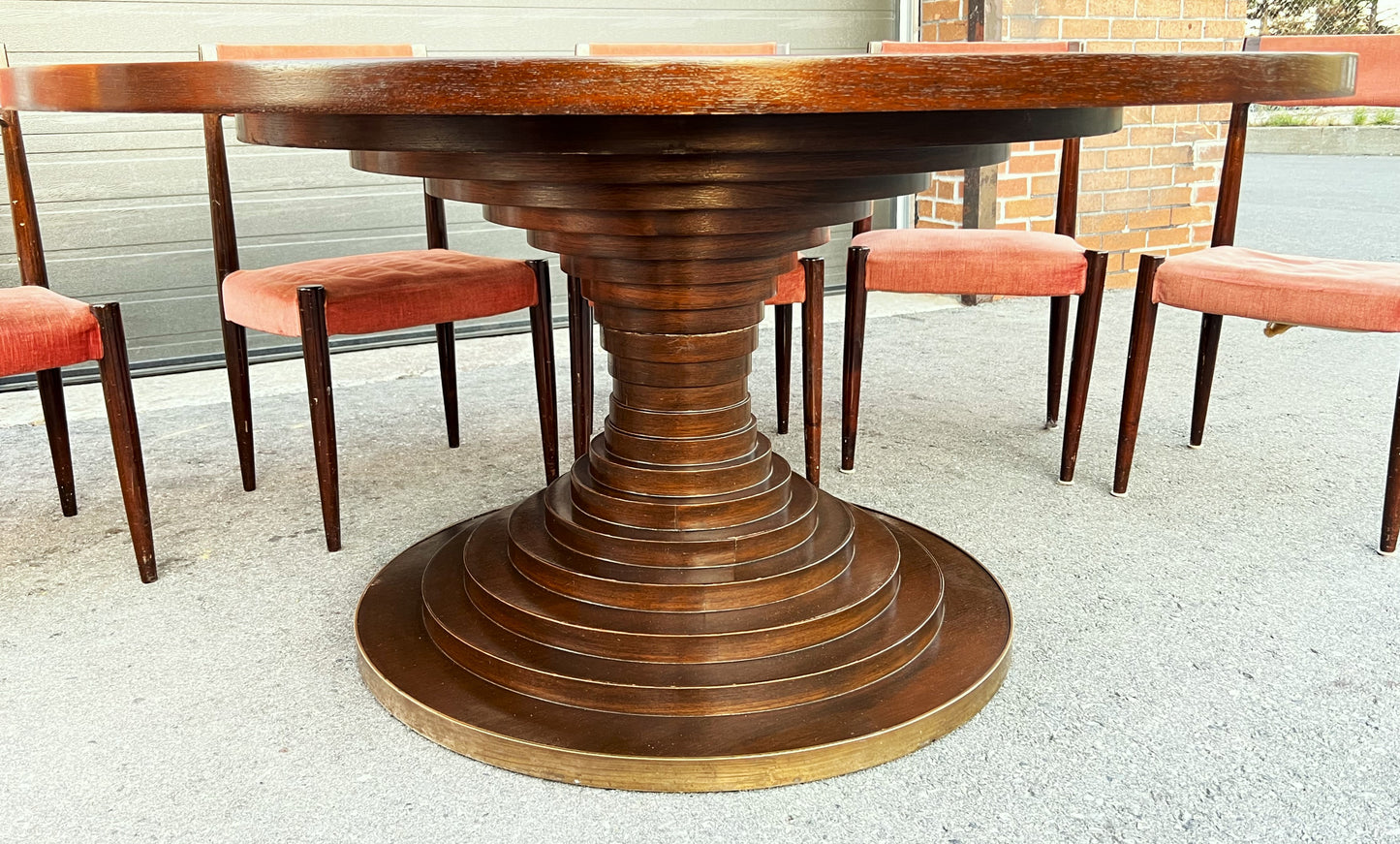 Mid-Century Modern Circular Dining Table D 60" by Carlo De Carli, Italy