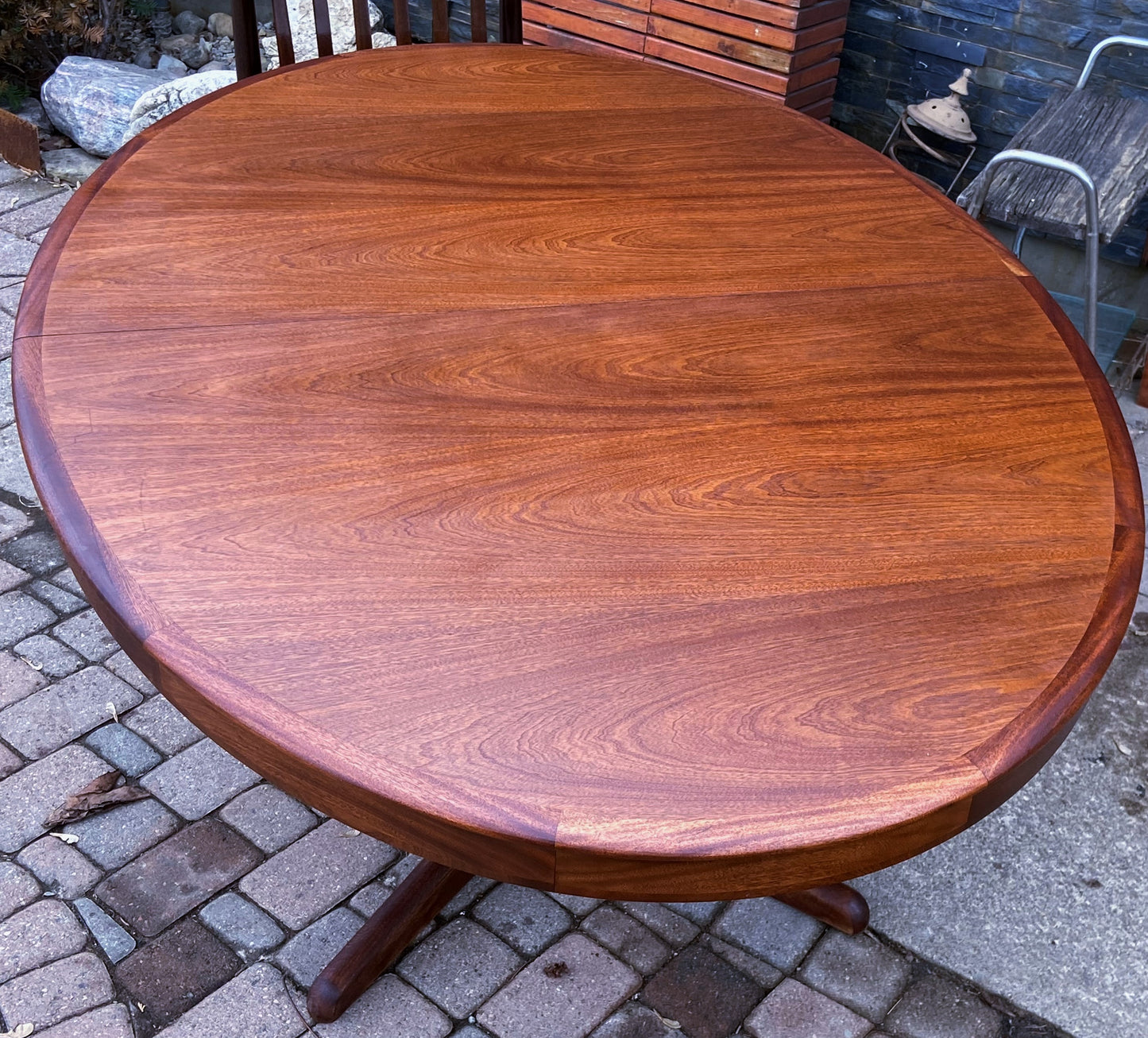 REFINISHED Danish MCM Mahogany Dining Table w 2 Leaves 65"-104" and 8 Chairs