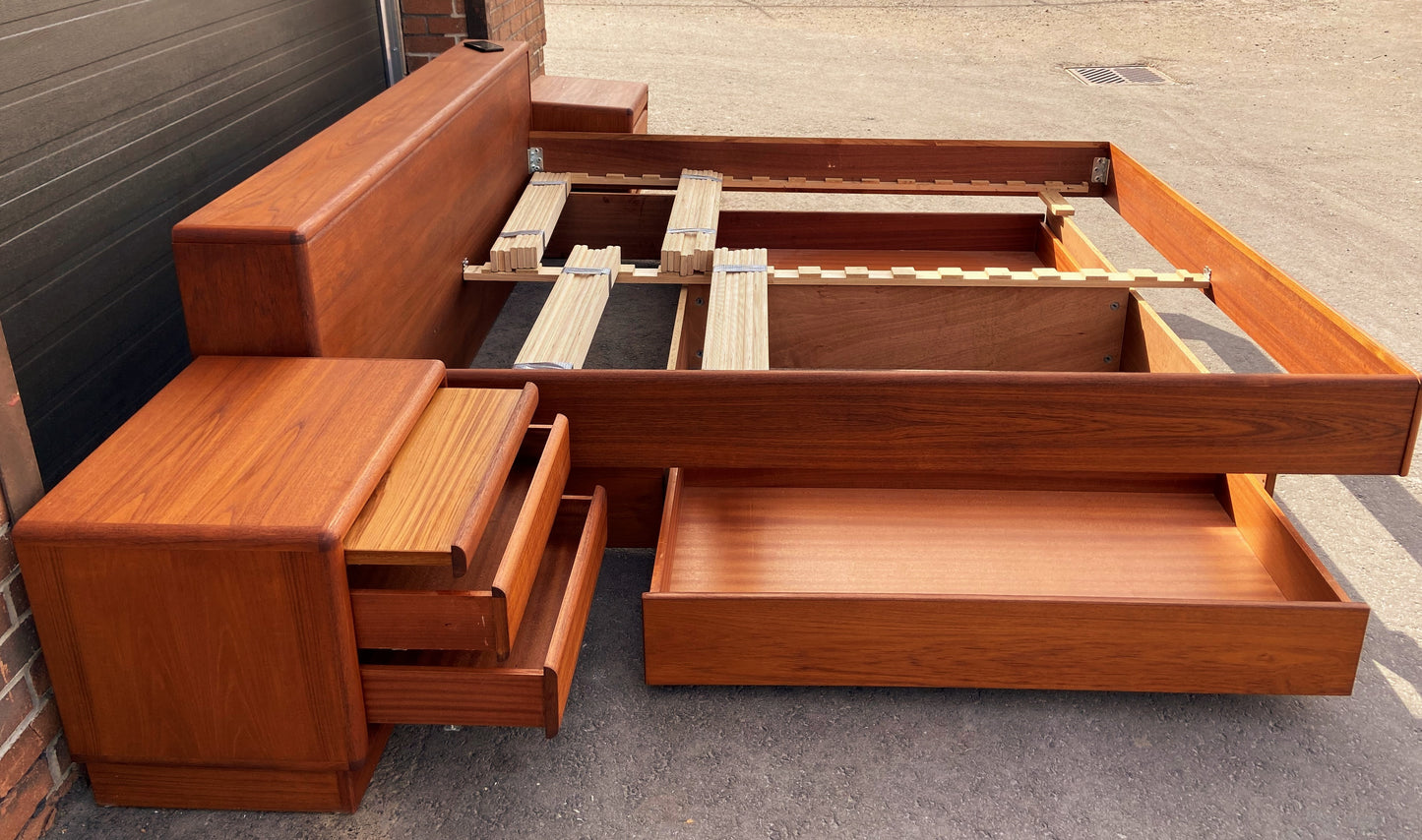 REFINISHED King MCM Teak Bed w Storage & 2 Night Stands, PERFECT, built for a few generations