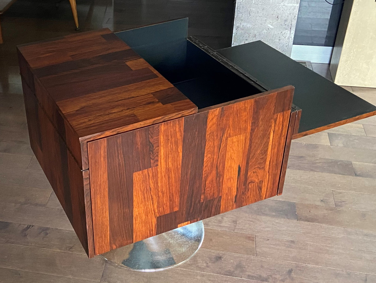 REFINISHED Mid Century Modern Rosewood Bar Cabinet on Tulip Base, Perfect