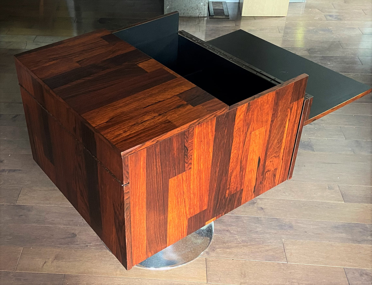 REFINISHED Mid Century Modern Rosewood Bar Cabinet on Tulip Base, Perfect