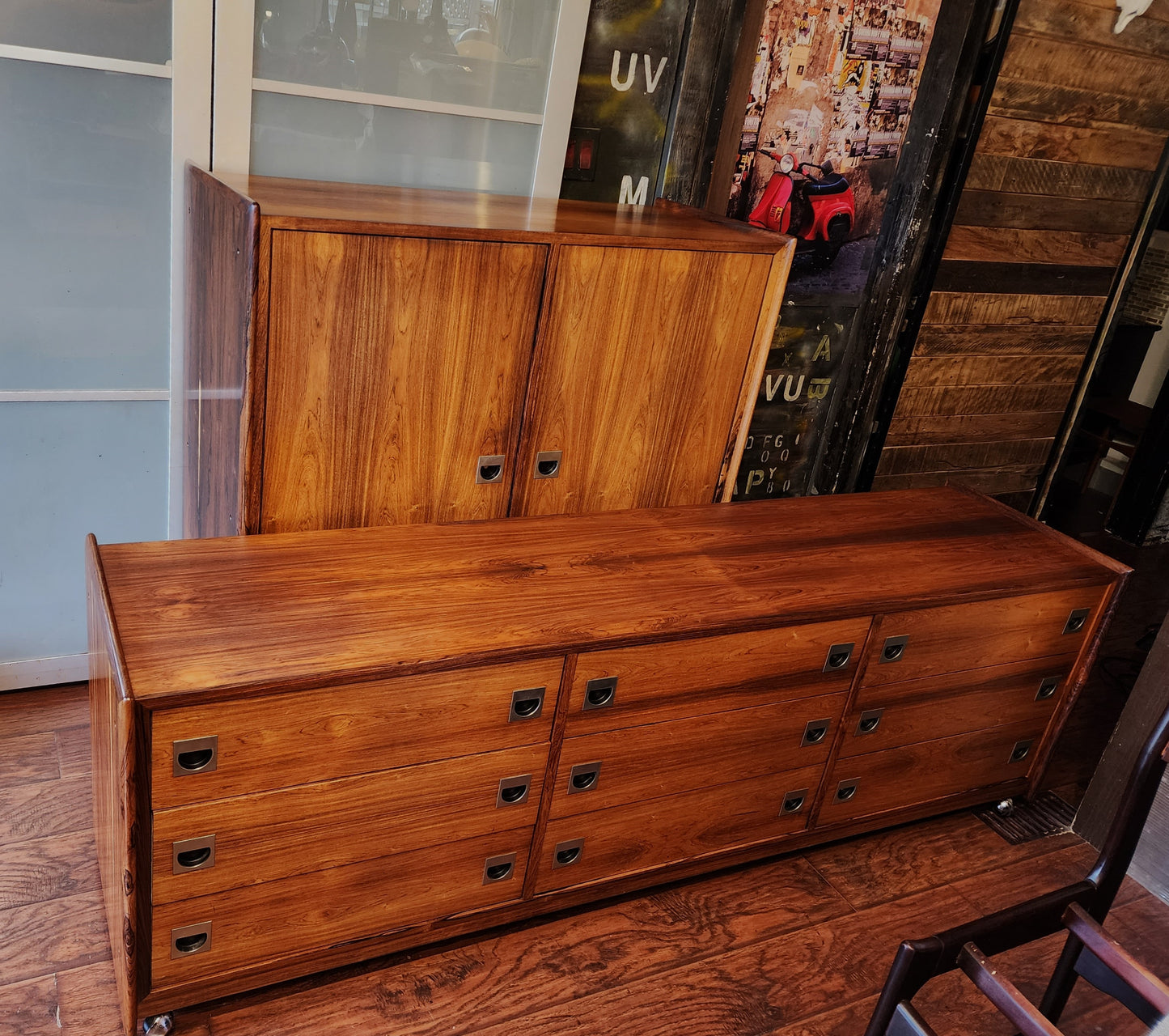 Mid Century Modern Rosewood Queen bed w nightstands, dresser & tallboy