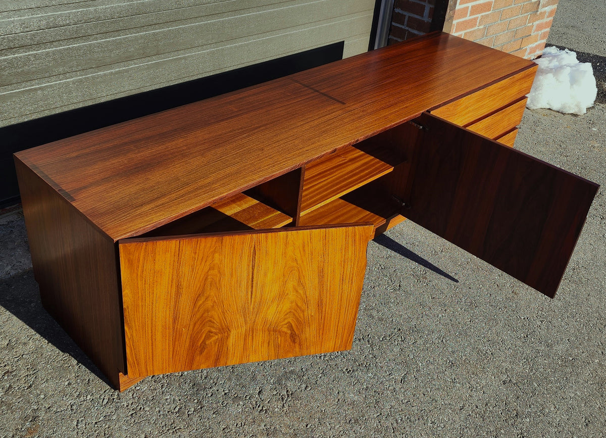 Danish Mid Century Modern Rosewood Credenza Media TV Console Low 79