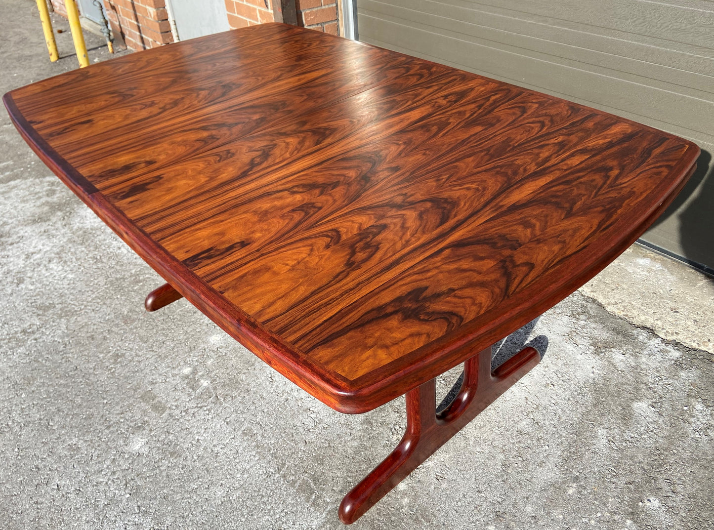 REFINISHED Large Mid Century Modern Rosewood Table Selfstoring, 66"-105", PERFECT