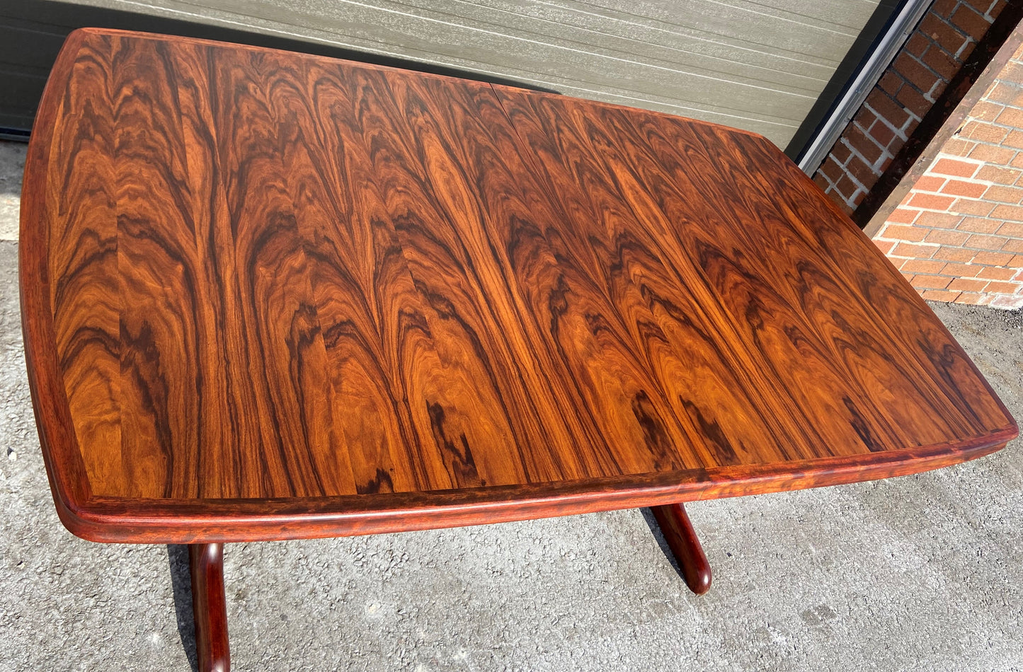 REFINISHED Large Mid Century Modern Rosewood Table Selfstoring, 66"-105", PERFECT