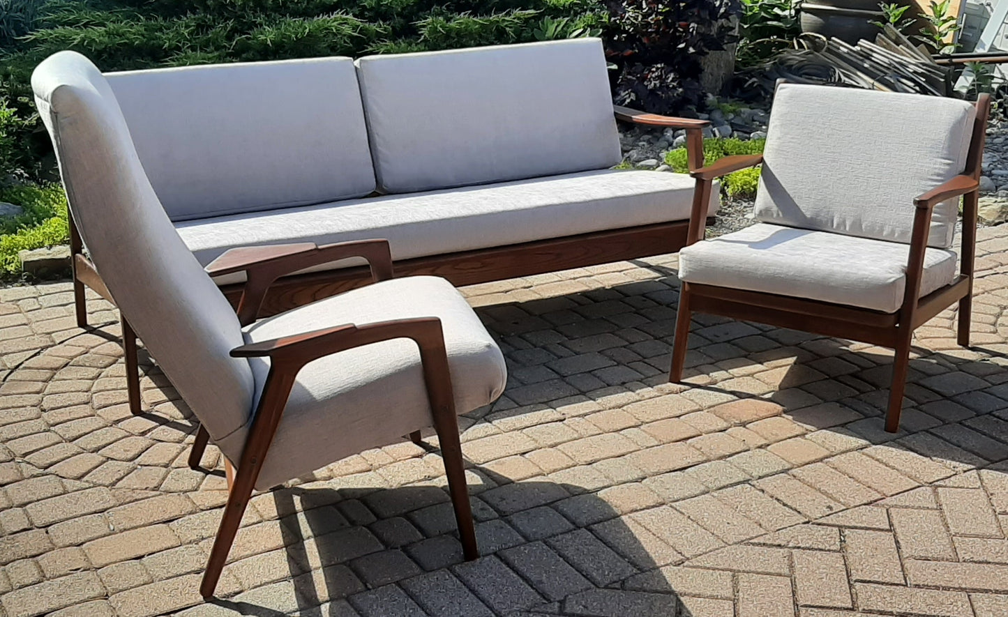 REFINISHED Mid Century Modern 3-Seater Sofa & 2 Lounge chairs NEW CUSHIONS in Knoll stain resistant grey fabric