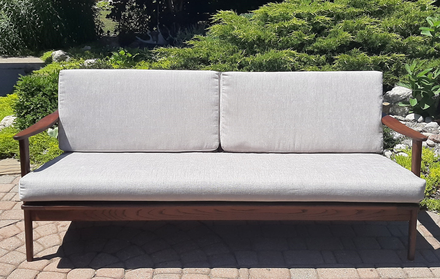 REFINISHED Mid Century Modern 3-Seater Sofa NEW CUSHIONS in Knoll stain resistant grey fabric