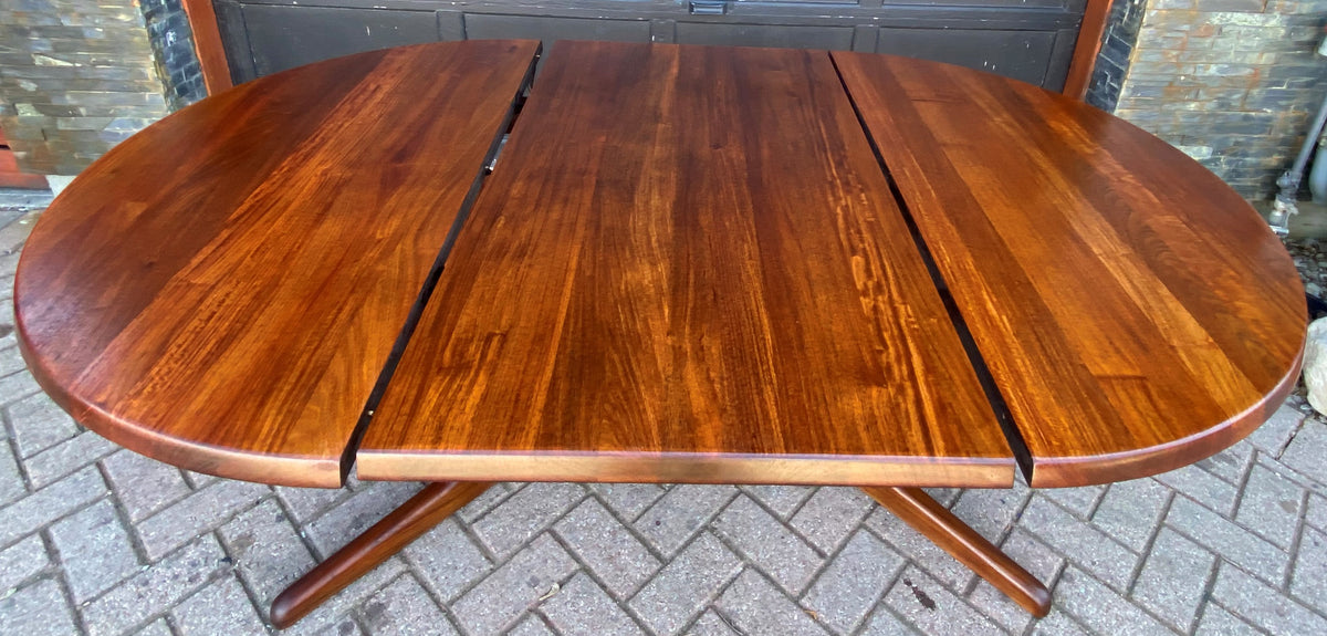 REFINISHED Rare MCM SOLID Rosewood Table Round w 1 Leaf 47