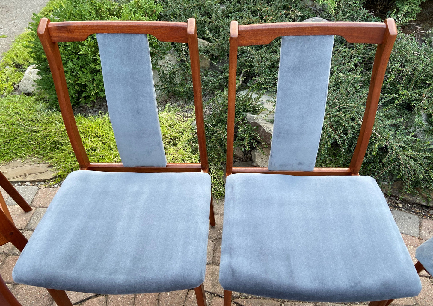 6 REFINISHED REUPHOLSTERED Danish Mid Century Modern Teak Chairs by VS, PERFECT