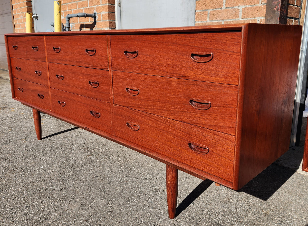 REFINISHED Danish Mid Century Modern Queen Teak Bed w Nightstands & Dresser 9 Drawers