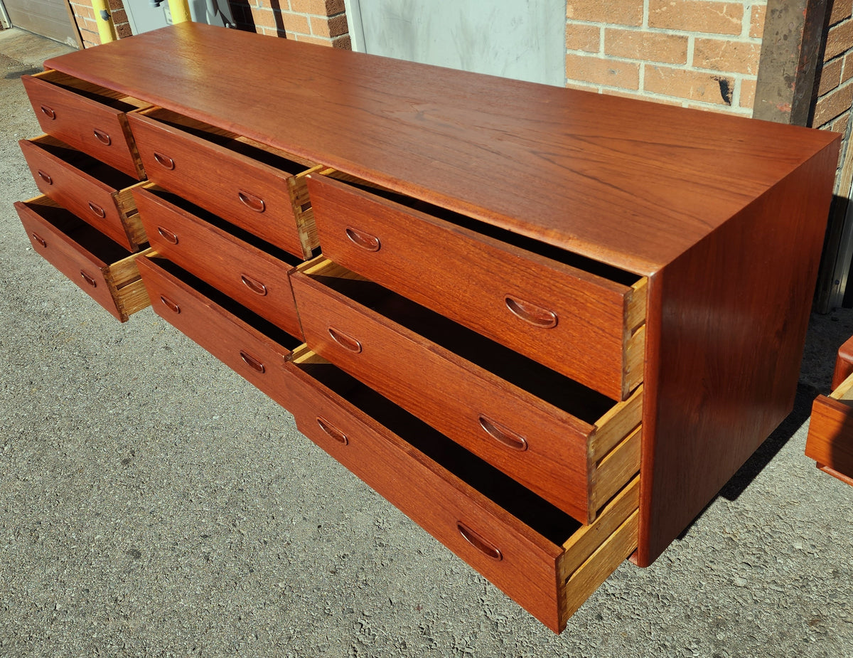 REFINISHED Danish Mid Century Modern Queen Teak Bed w Nightstands & Dresser 9 Drawers
