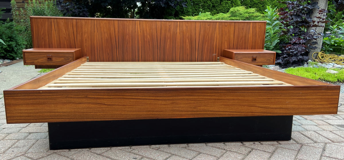 REFINISHED Mid Century Modern Rosewood Bed w floating nightstands Queen, PERFECT