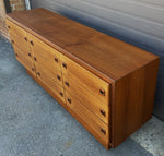 REFINISHED MCM Teak Queen Bed, Nightstands, Blanket Box & Dresser 9 Drawers 14