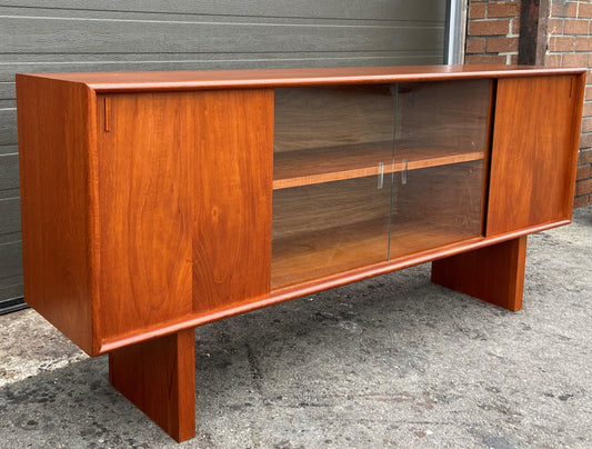 REFINISHED Mid Century Modern Teak Bookcase Display Media Console, 59.5" Perfect