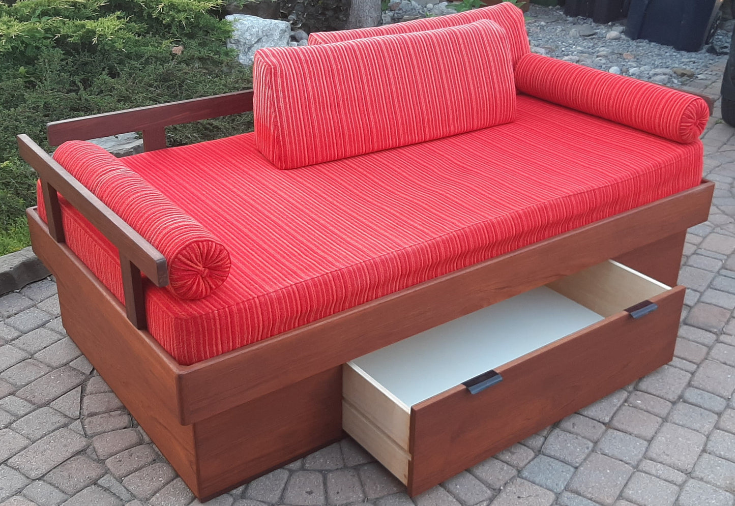 REFINISHED MCM Teak Daybed with storage drawer, PERFECT