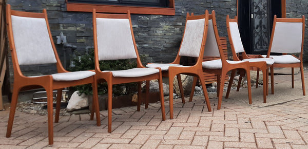 Set of 6 MCM Teak Chairs, RESTORED REUPHOLSTERED in KNOLL stain resistant fabric