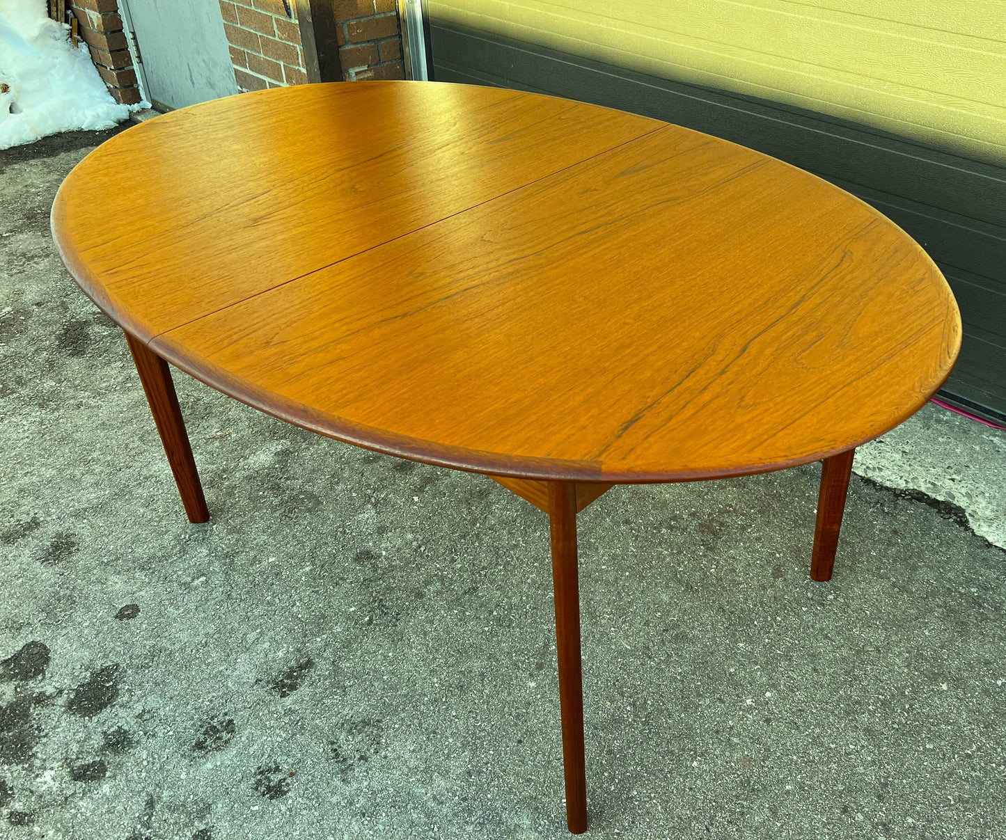 REFINISHED Mid Century Modern Teak Table Oval w One Leaf 63.5"- 83.5"
