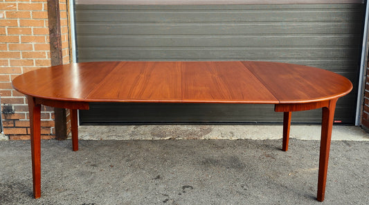 REFINISHED Mid Century Modern Teak Dining Table Round w 2 Leaves 49"- 91"