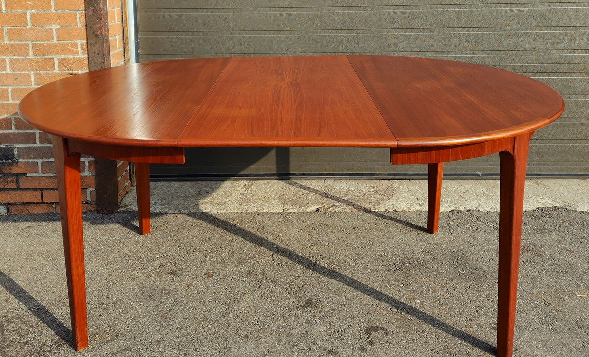 REFINISHED Mid Century Modern Teak Dining Table Round w 2 Leaves 49