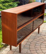 REFINISHED Mid Century Modern Teak Bookcase 5 ft, Perfect 4