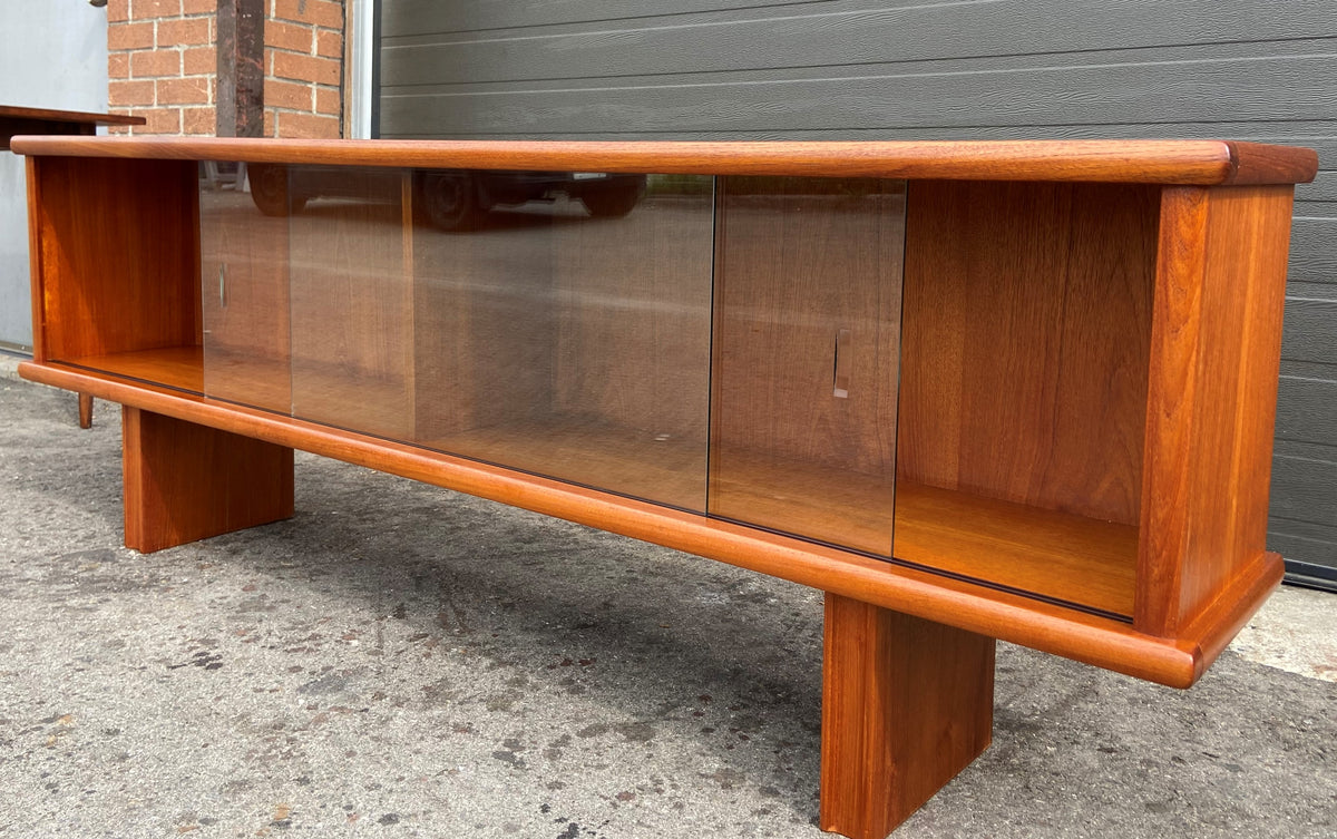 REFINISHED Mid Century Modern Teak Bookcase by Huber, 73.5