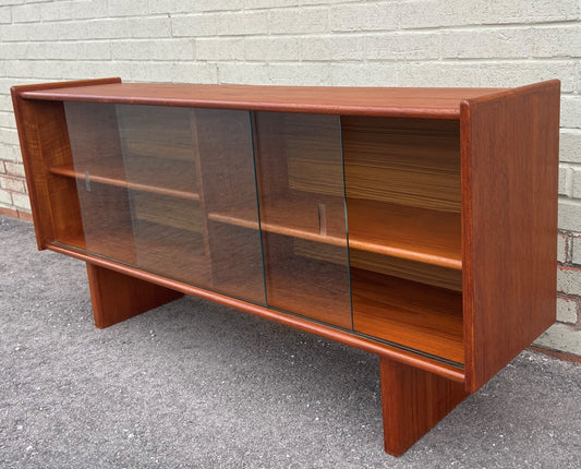 REFINISHED Mid Century Modern Teak Display Media TV Console 55" Low, PERFECT