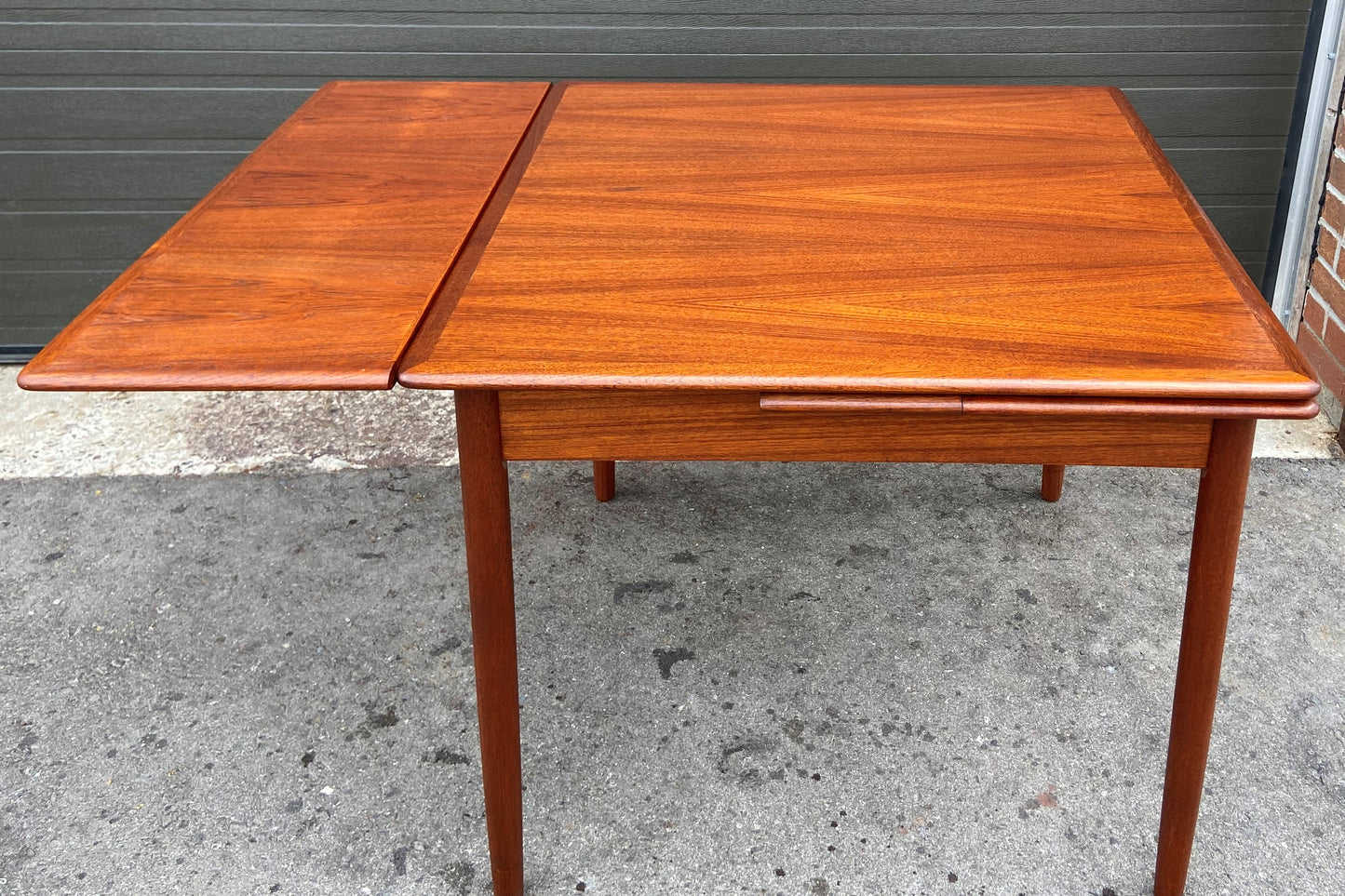 REFINISHED Danish Mid Century Modern Teak Table w 2 Leaves, 33"- 60"