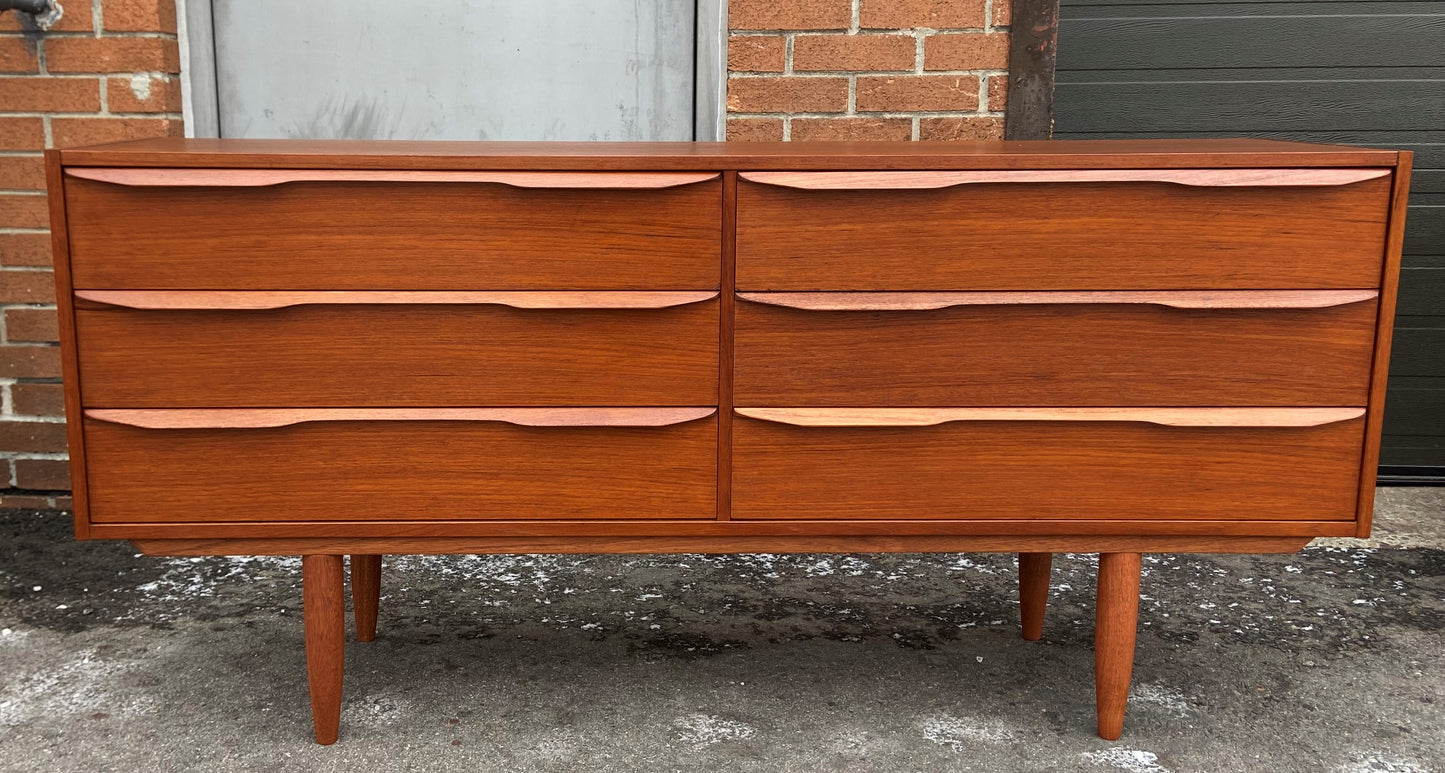 REFINISHED Mid Century Modern Teak Dresser 6 Drawers, Narrow