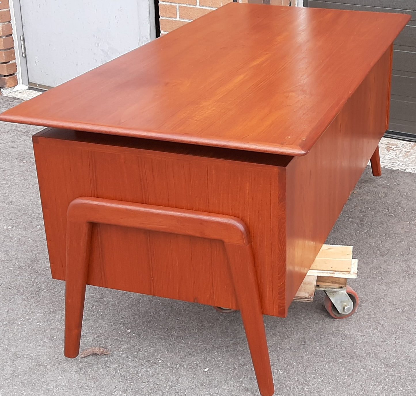 REFINISHED Danish MCM Executive Teak Desk with Floating Top and Finished Back