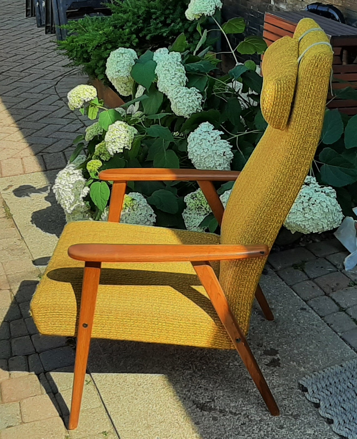 Mid-Century Modern Lounge Chair by Johanson will be REUPHOLSTERED REFINISHED (2 available)