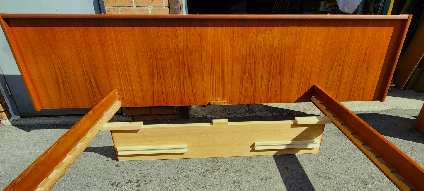 REFINISHED Queen Mid Century Modern Teak Bed w nightstands & 2 storage drawers